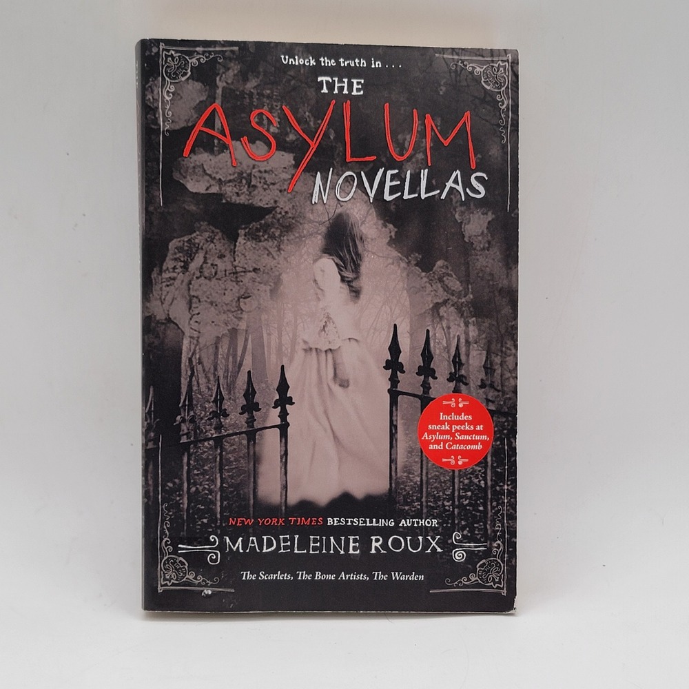 Madeleine Roux The Asylum Novellas Paperback 2016 1st Edition‎ Horror Good